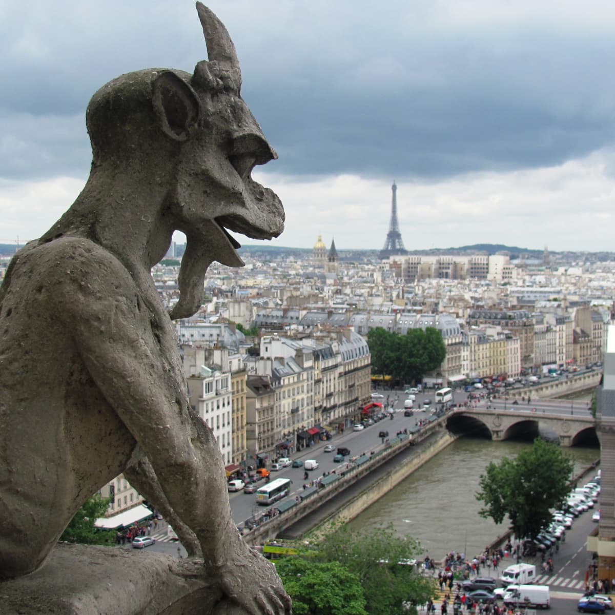 Gargoyle Spirit Animal, Totem, Symbolism and Meaning